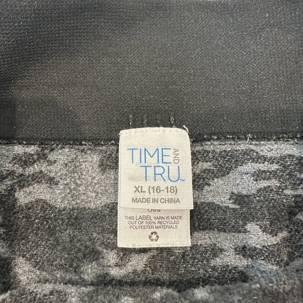 Time and Tru Womens Camo Leggings Gray Black Camouflage XL 16-18 TT40100016180SQ